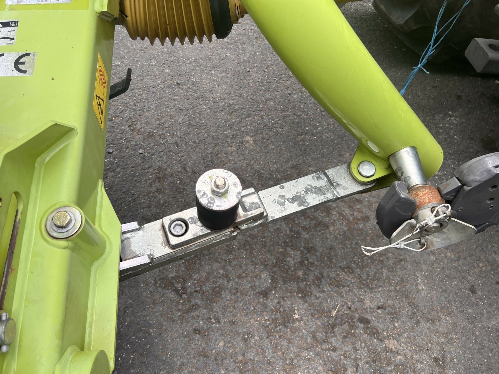 Mähwerk des Typs CLAAS FAUCHEUSE DISO 2650, Gebrauchtmaschine in Issoire (Bild 11)