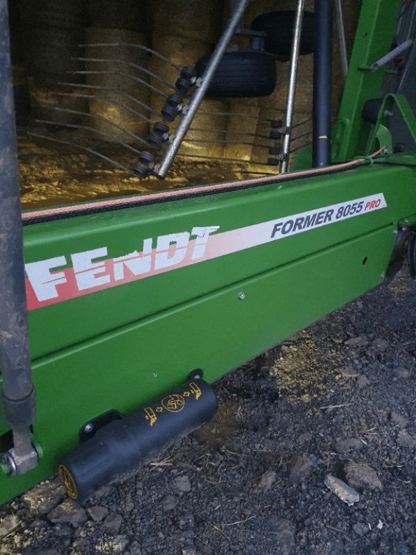 Mähwerk typu Fendt ANDAINEUR FORMER8055 PRO, Gebrauchtmaschine w DOMFRONT (Zdjęcie 3)