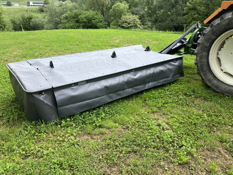 Mähwerk van het type Fendt Slicer 320 P, Neumaschine in Bubendorf (Foto 1)