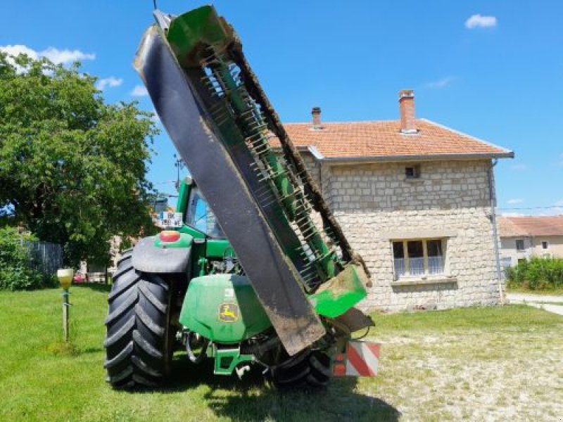 Mähwerk typu John Deere 131, Gebrauchtmaschine w VELAINES (Zdjęcie 5)