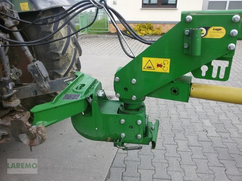 Mähwerk Türe ait John Deere 1365 Anhängemähwerk Kuhn, Gebrauchtmaschine içinde Langenwetzendorf (resim 11)