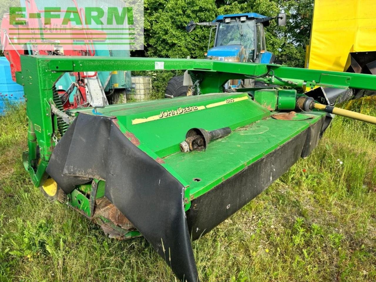 Mähwerk van het type John Deere 1365, Gebrauchtmaschine in CHAUVONCOURT (Foto 11)