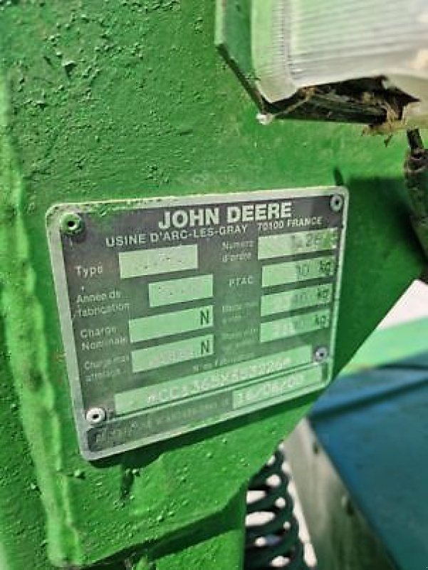 Mähwerk des Typs John Deere 1365, Gebrauchtmaschine in PEYROLE (Bild 4)