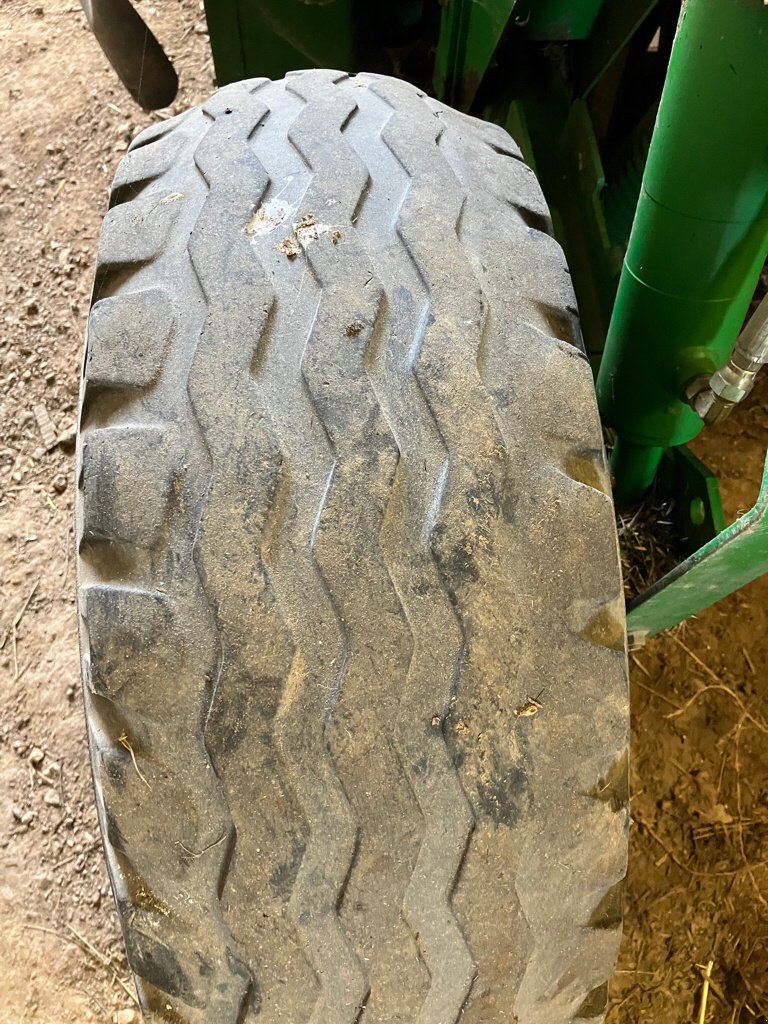 Mähwerk za tip John Deere 1365, Gebrauchtmaschine u MORLHON LE HAUT (Slika 11)