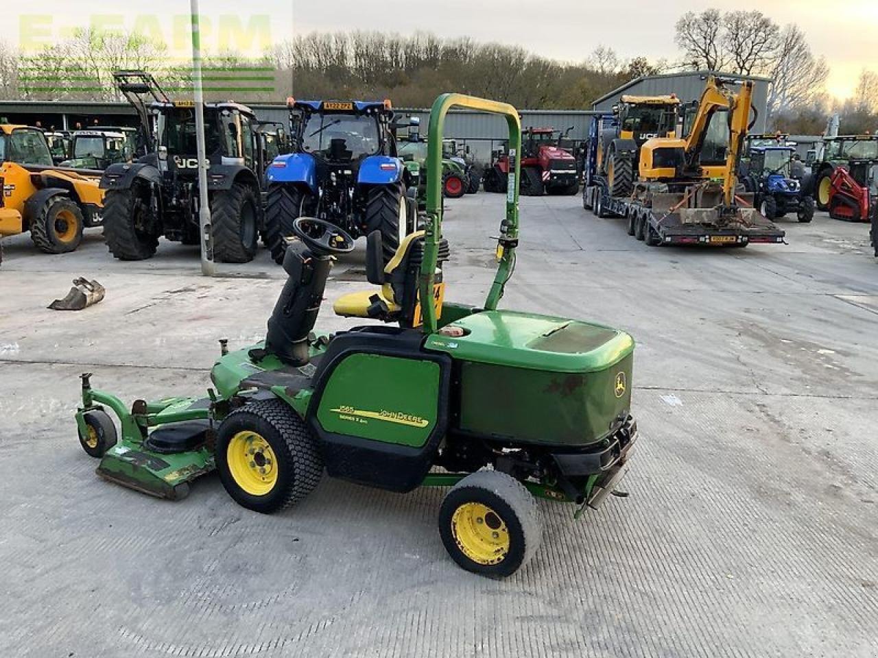 Mähwerk of the type John Deere 1565 series out front mower (st21726), Gebrauchtmaschine in SHAFTESBURY (Picture 4)