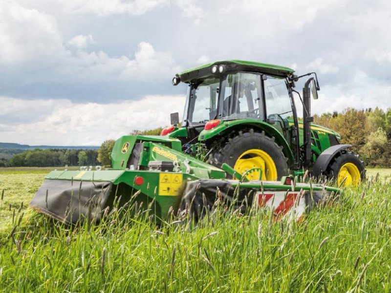 Mähwerk του τύπου John Deere 328 A, Ausstellungsmaschine σε Ersingen (Φωτογραφία 1)