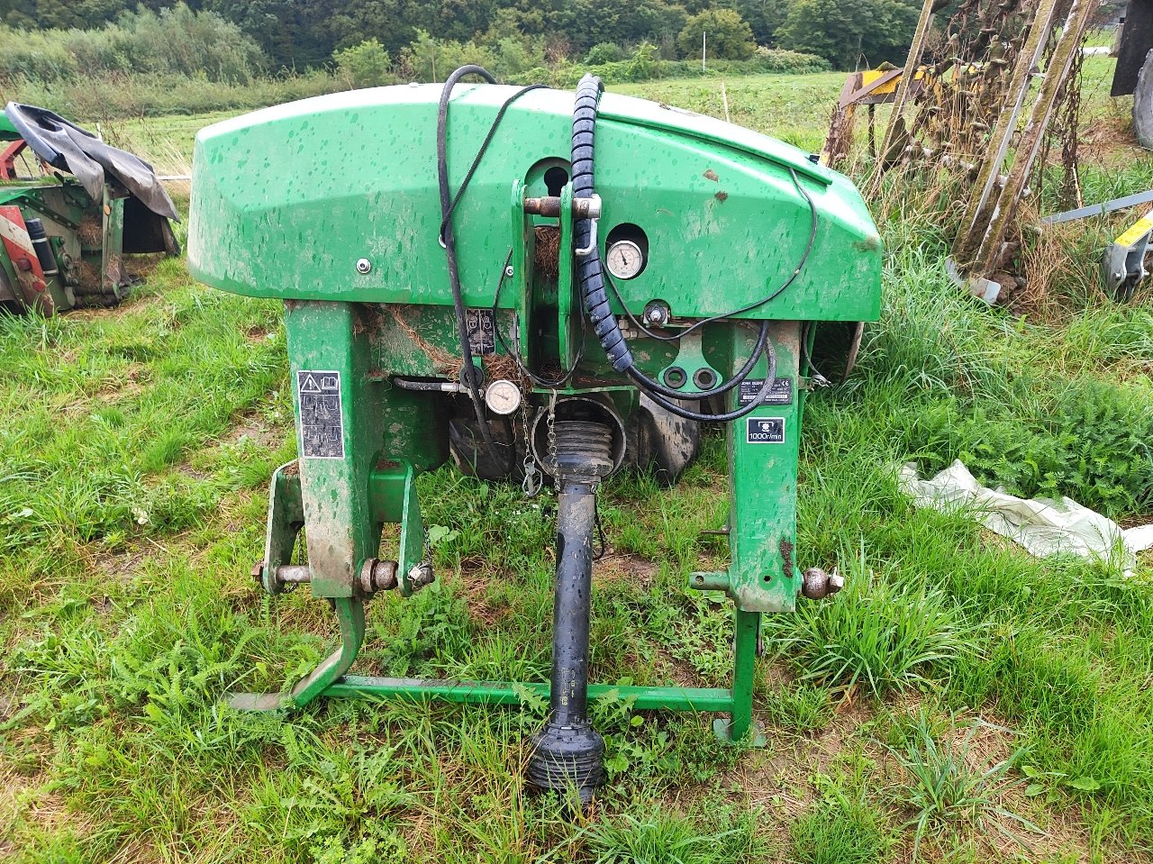 Mähwerk typu John Deere 331, Gebrauchtmaschine w MANDRES-SUR-VAIR (Zdjęcie 3)