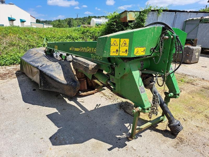 Mähwerk del tipo John Deere 331, Gebrauchtmaschine In VERDUN (Immagine 1)