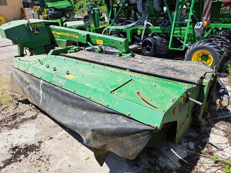 Mähwerk typu John Deere 331, Gebrauchtmaschine w VERDUN (Zdjęcie 3)