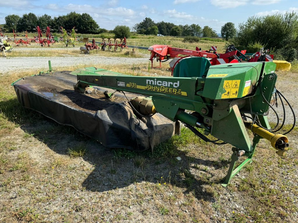 Mähwerk typu John Deere 331, Gebrauchtmaschine v GUERET (Obrázok 1)