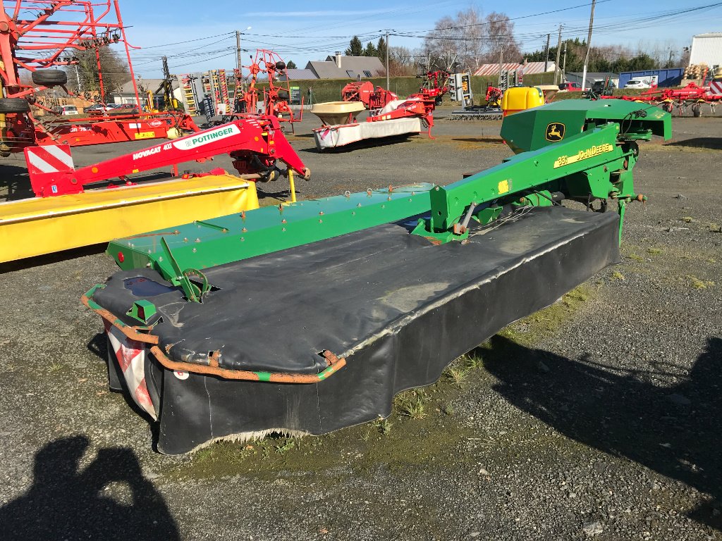 Mähwerk del tipo John Deere 331, Gebrauchtmaschine en UZERCHE (Imagen 3)