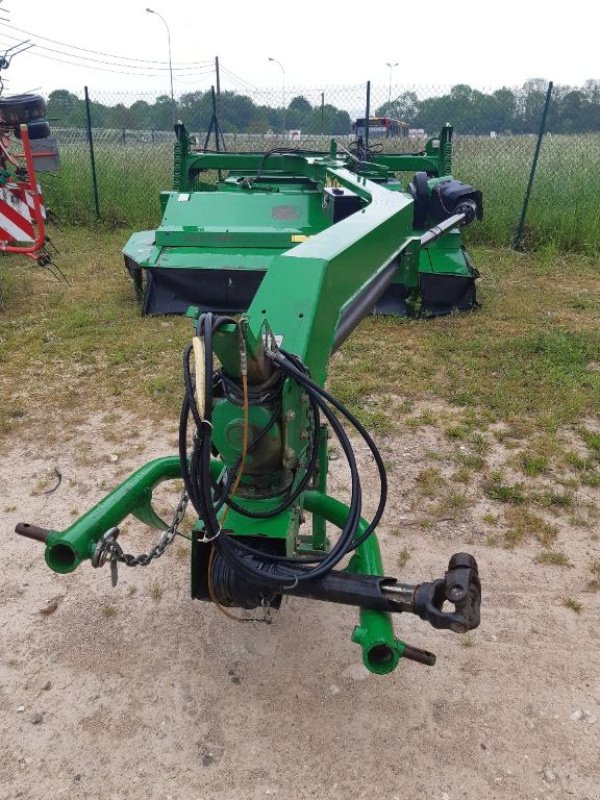 Mähwerk του τύπου John Deere 530, Gebrauchtmaschine σε POUSSAY (Φωτογραφία 2)