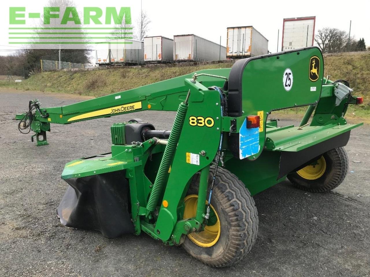 Mähwerk van het type John Deere 830 destockage, Gebrauchtmaschine in Ytrac (Foto 4)