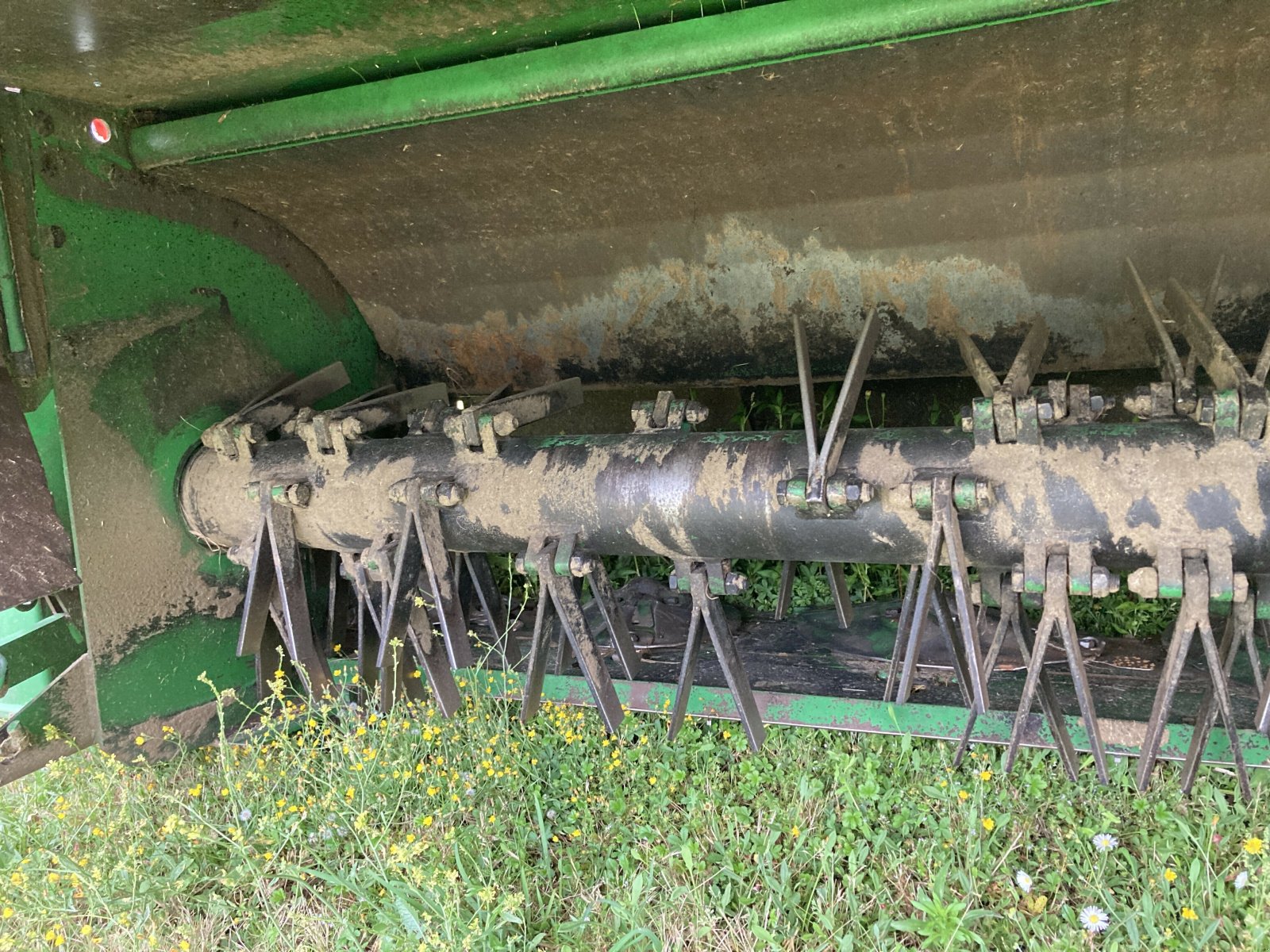 Mähwerk tipa John Deere FAUCHEUSE CONDITIONNEUSE 1365, Gebrauchtmaschine u ST CLEMENT DE LA PLACE (Slika 8)