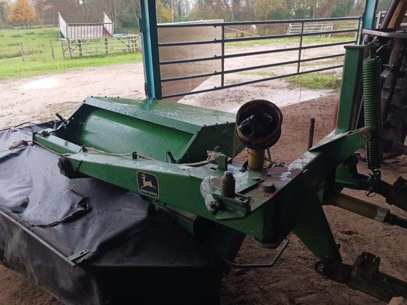 Mähwerk des Typs John Deere FC202, Gebrauchtmaschine in VARENNES VAUZELLES (Bild 1)