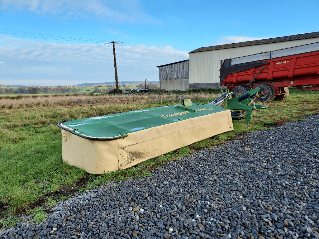 Mähwerk van het type Krone ACTIVE MOW R 320, Gebrauchtmaschine in ISIGNY-LE-BUAT (Foto 1)