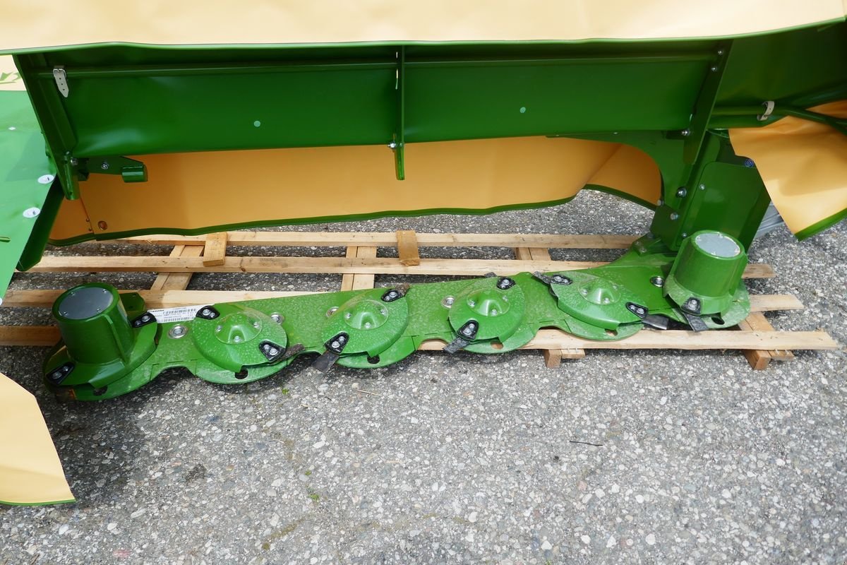 Mähwerk des Typs Krone AM R 240, Gebrauchtmaschine in Villach (Bild 4)