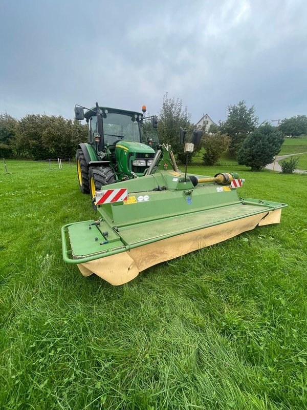 Mähwerk van het type Krone Easy Cut 32CV Flout, Gebrauchtmaschine in Oetwil am See (Foto 1)