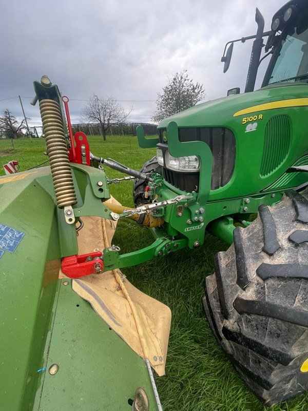 Mähwerk van het type Krone Easy Cut 32CV Flout, Gebrauchtmaschine in Oetwil am See (Foto 9)