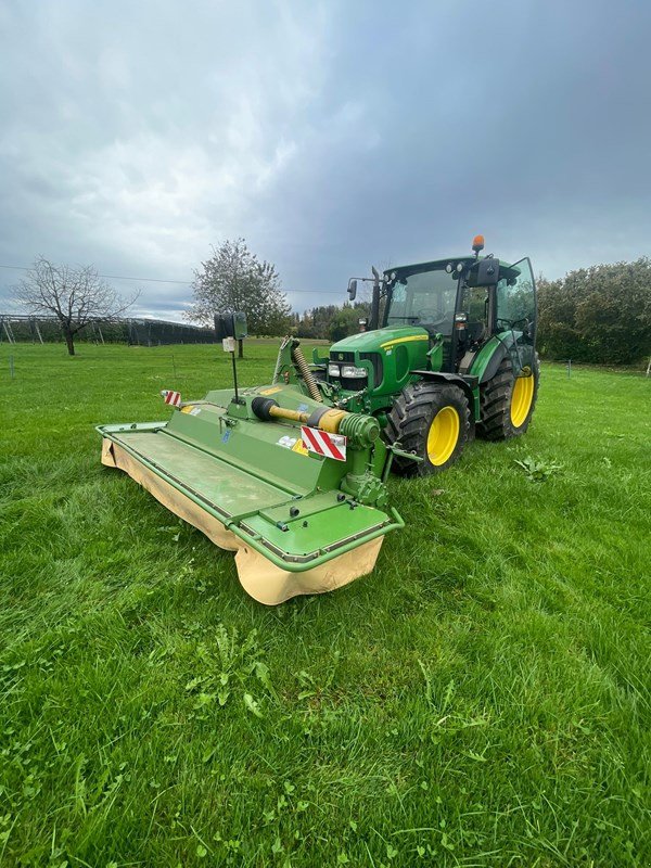 Mähwerk van het type Krone Easy Cut 32CV Flout, Gebrauchtmaschine in Oetwil am See (Foto 8)