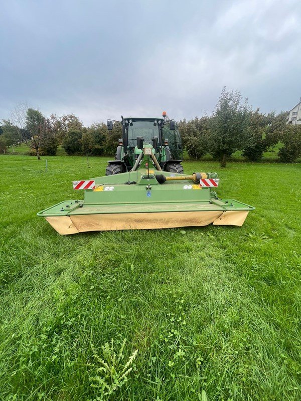 Mähwerk van het type Krone Easy Cut 32CV Flout, Gebrauchtmaschine in Oetwil am See (Foto 7)