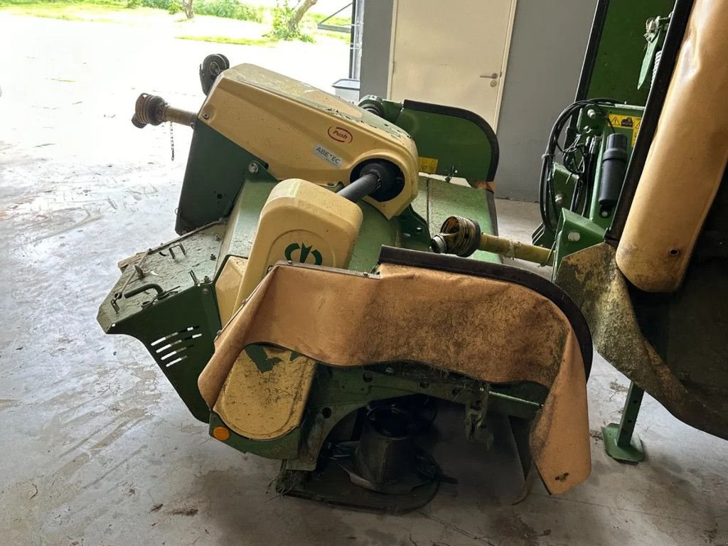 Mähwerk van het type Krone Easy Cut 870 CV, Gebrauchtmaschine in BENNEKOM (Foto 4)