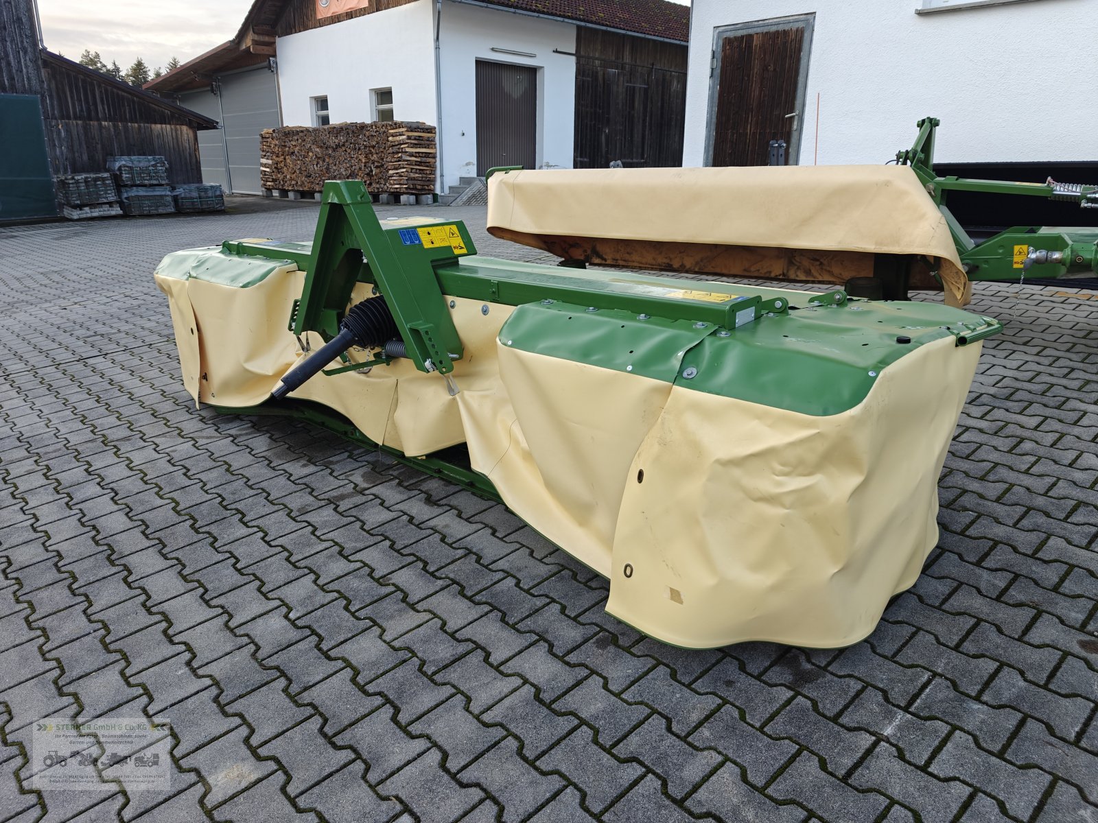 Mähwerk от тип Krone Easy Cut F 320 M, Gebrauchtmaschine в Eging am See (Снимка 5)