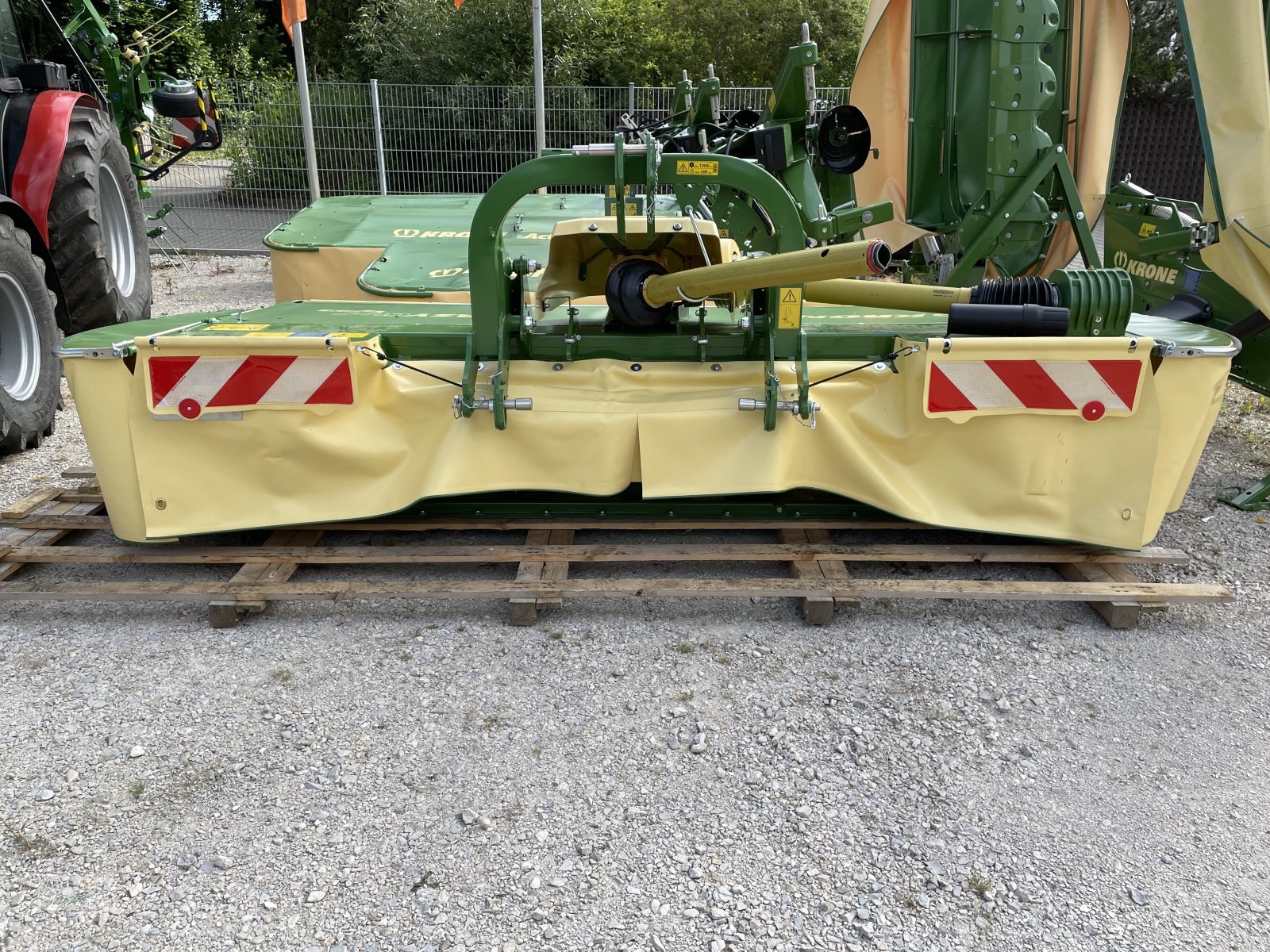 Mähwerk des Typs Krone Easy Cut F 320 M, Neumaschine in Hersbruck (Bild 1)