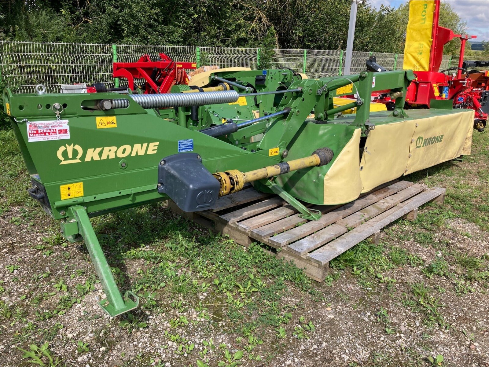 Mähwerk des Typs Krone EASY CUT R 320, Gebrauchtmaschine in CHEMINOT (Bild 2)