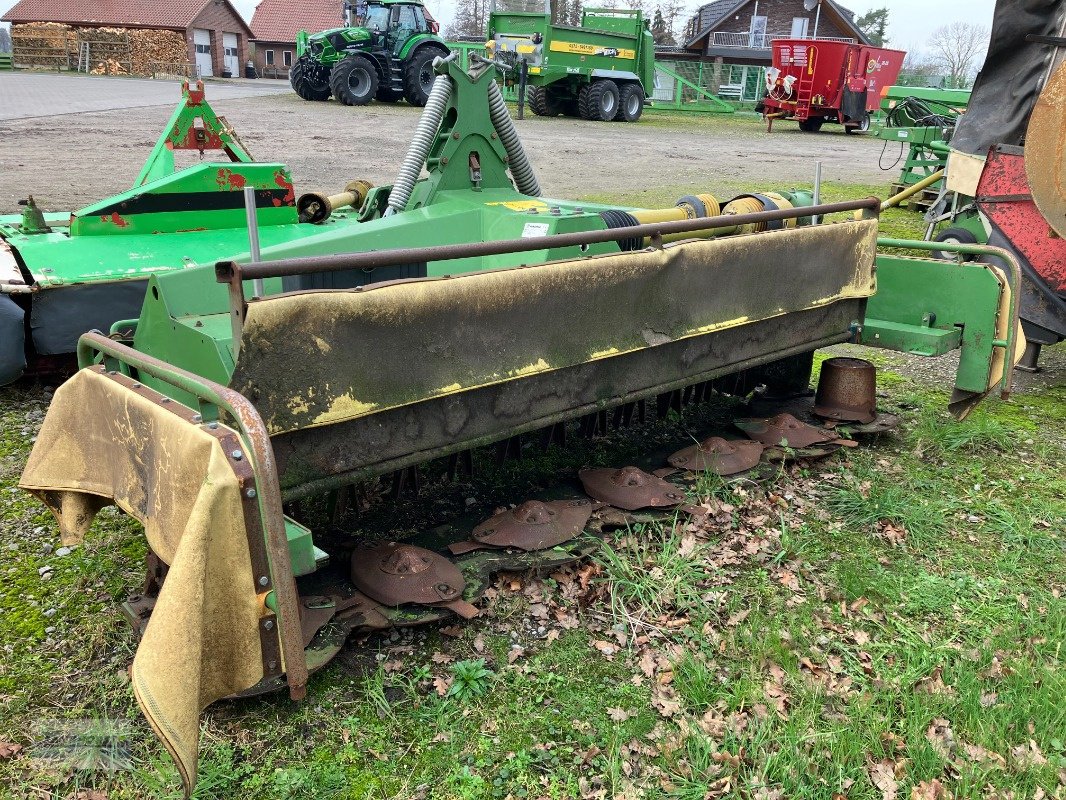 Mähwerk des Typs Krone EASYCUT 32 CV, Gebrauchtmaschine in Berne (Bild 3)