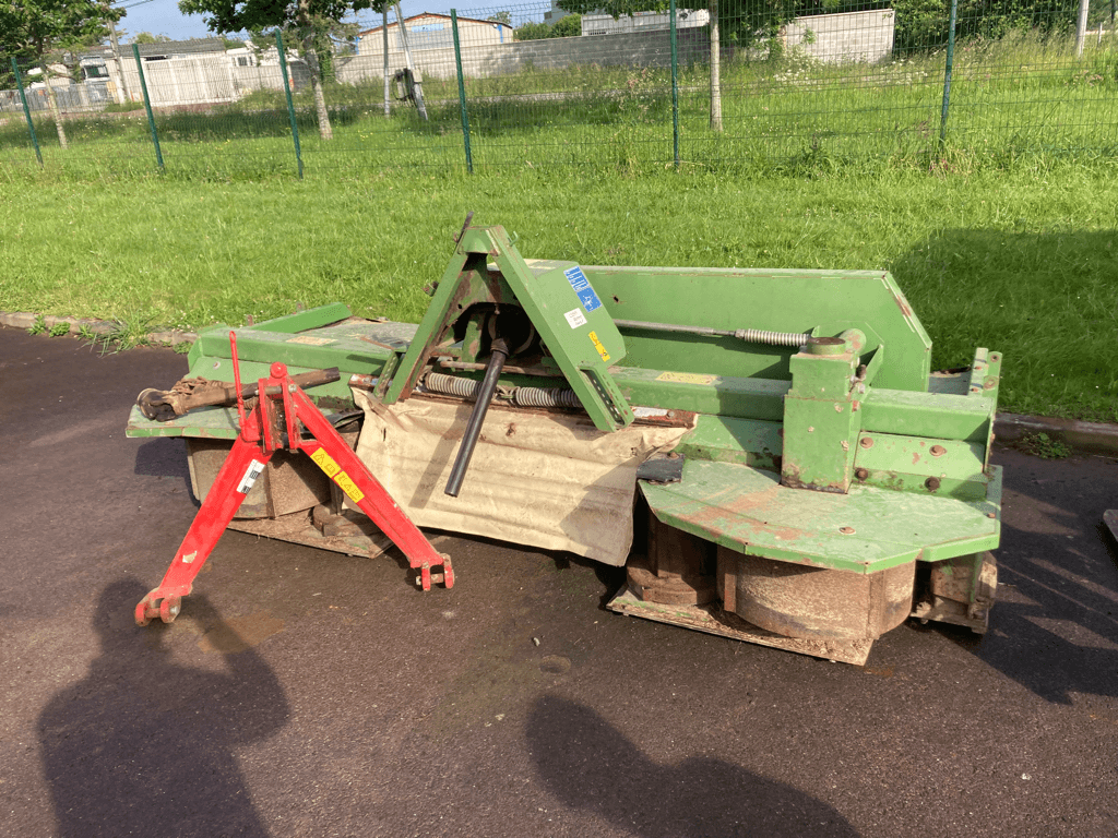 Mähwerk of the type Krone EASYCUT 320, Gebrauchtmaschine in CINTHEAUX (Picture 1)