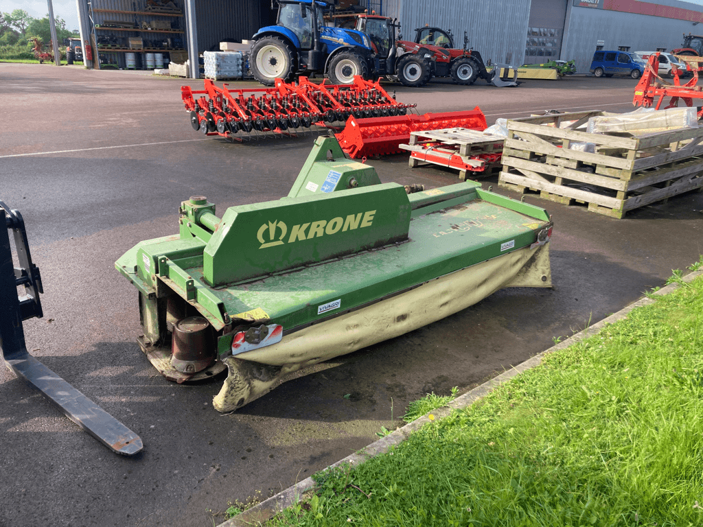 Mähwerk van het type Krone EASYCUT 320, Gebrauchtmaschine in ISIGNY-LE-BUAT (Foto 2)