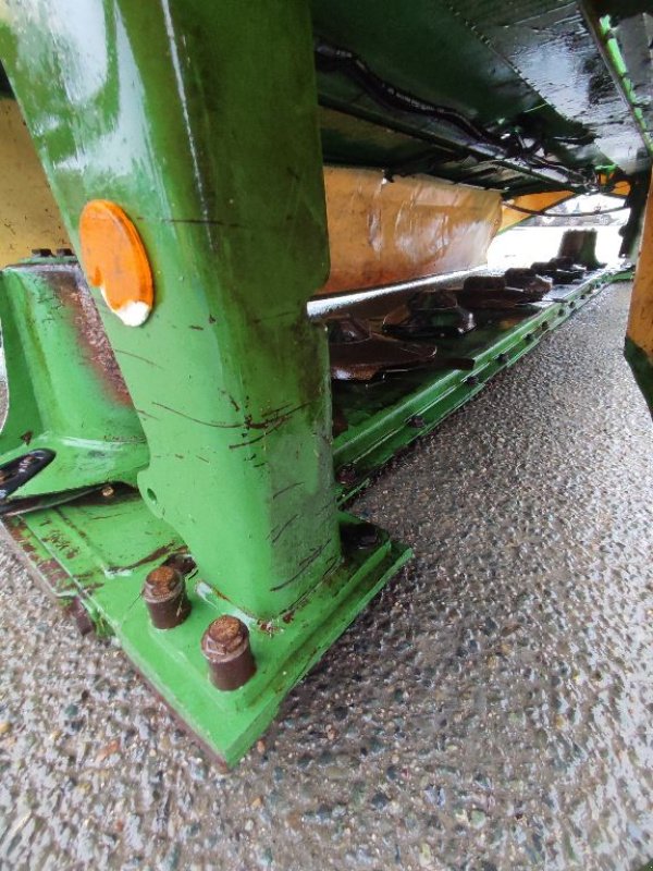 Mähwerk van het type Krone EASYCUT B890, Gebrauchtmaschine in FRESNAY LE COMTE (Foto 4)