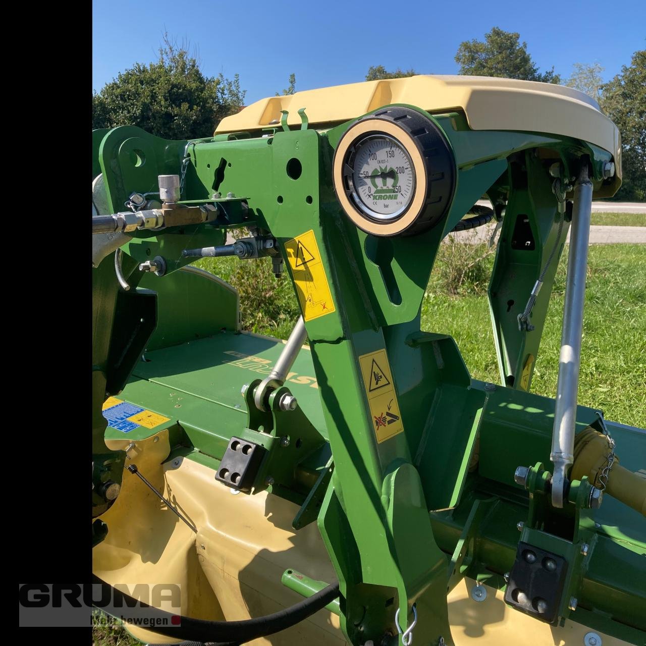 Mähwerk van het type Krone EASYCUT F 320 M, Gebrauchtmaschine in Germaringen (Foto 3)