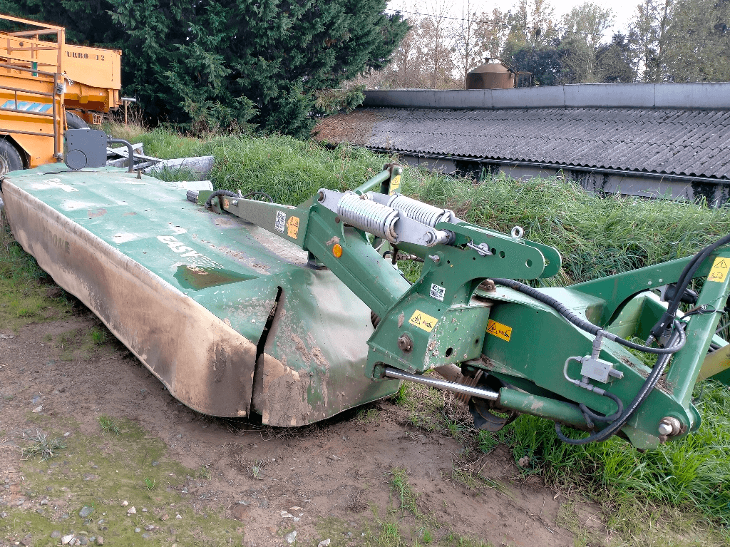 Mähwerk of the type Krone EC R400, Gebrauchtmaschine in ISIGNY-LE-BUAT (Picture 2)