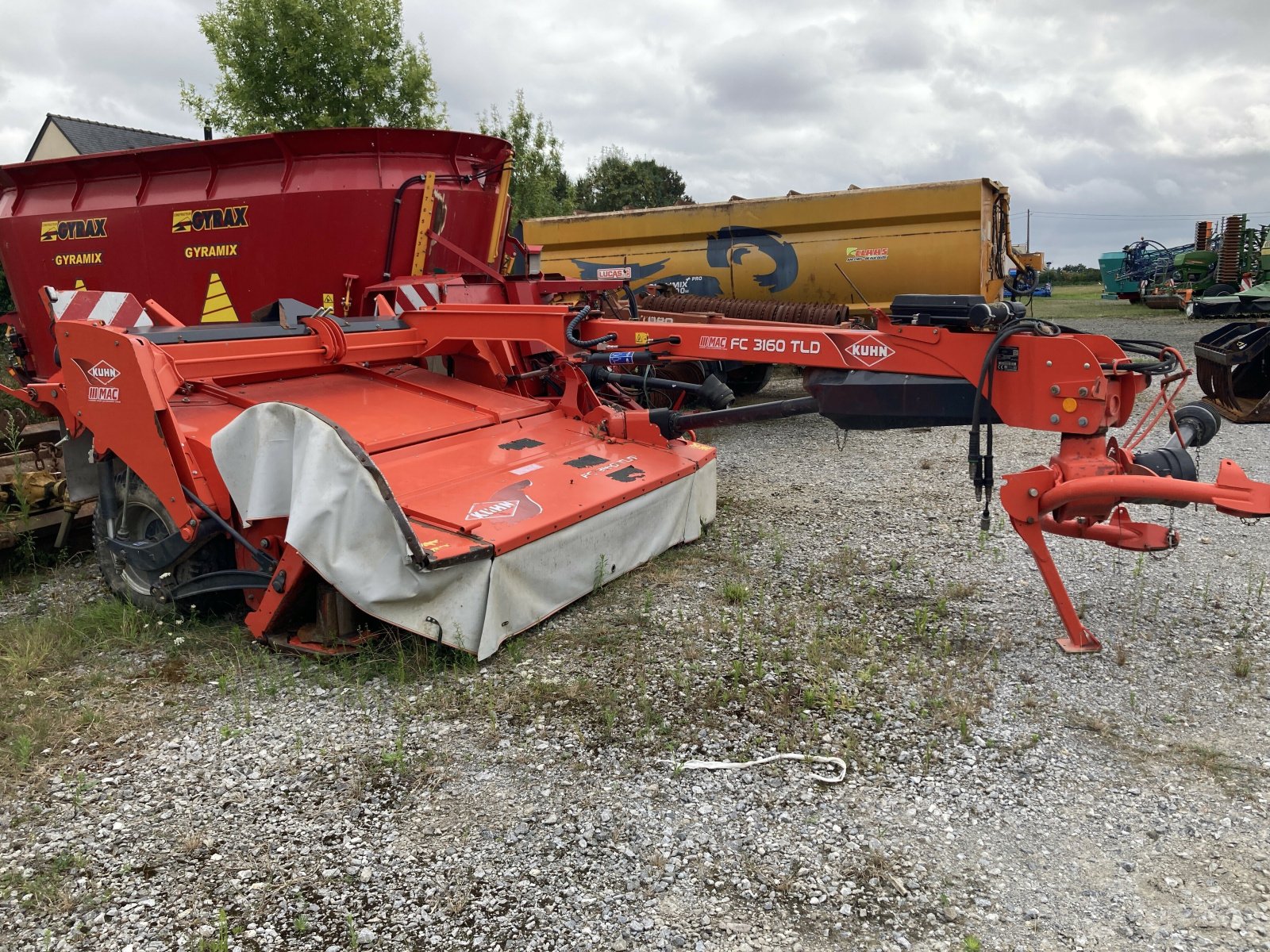 Mähwerk tipa Kuhn FAUCHEUSE FC 3160 TLD, Gebrauchtmaschine u ST CLEMENT DE LA PLACE (Slika 1)