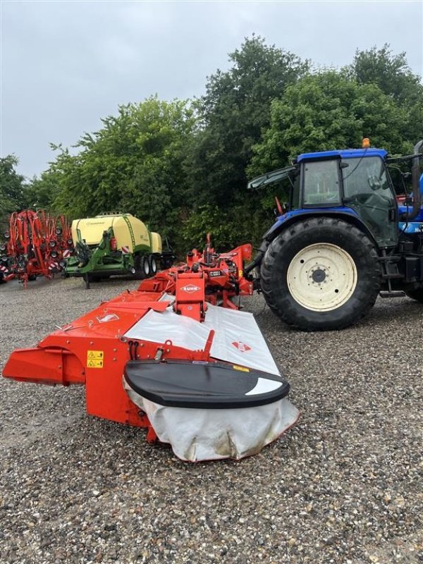 Mähwerk van het type Kuhn fc 10030 d fast-fit inkl kuhn fc3525d, Gebrauchtmaschine in Kongerslev (Foto 8)