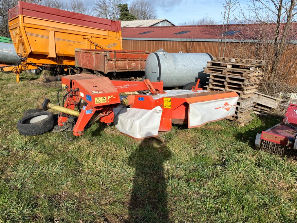 Mähwerk van het type Kuhn FC 243, Gebrauchtmaschine in VERNOUX EN VIVARAIS (Foto 1)