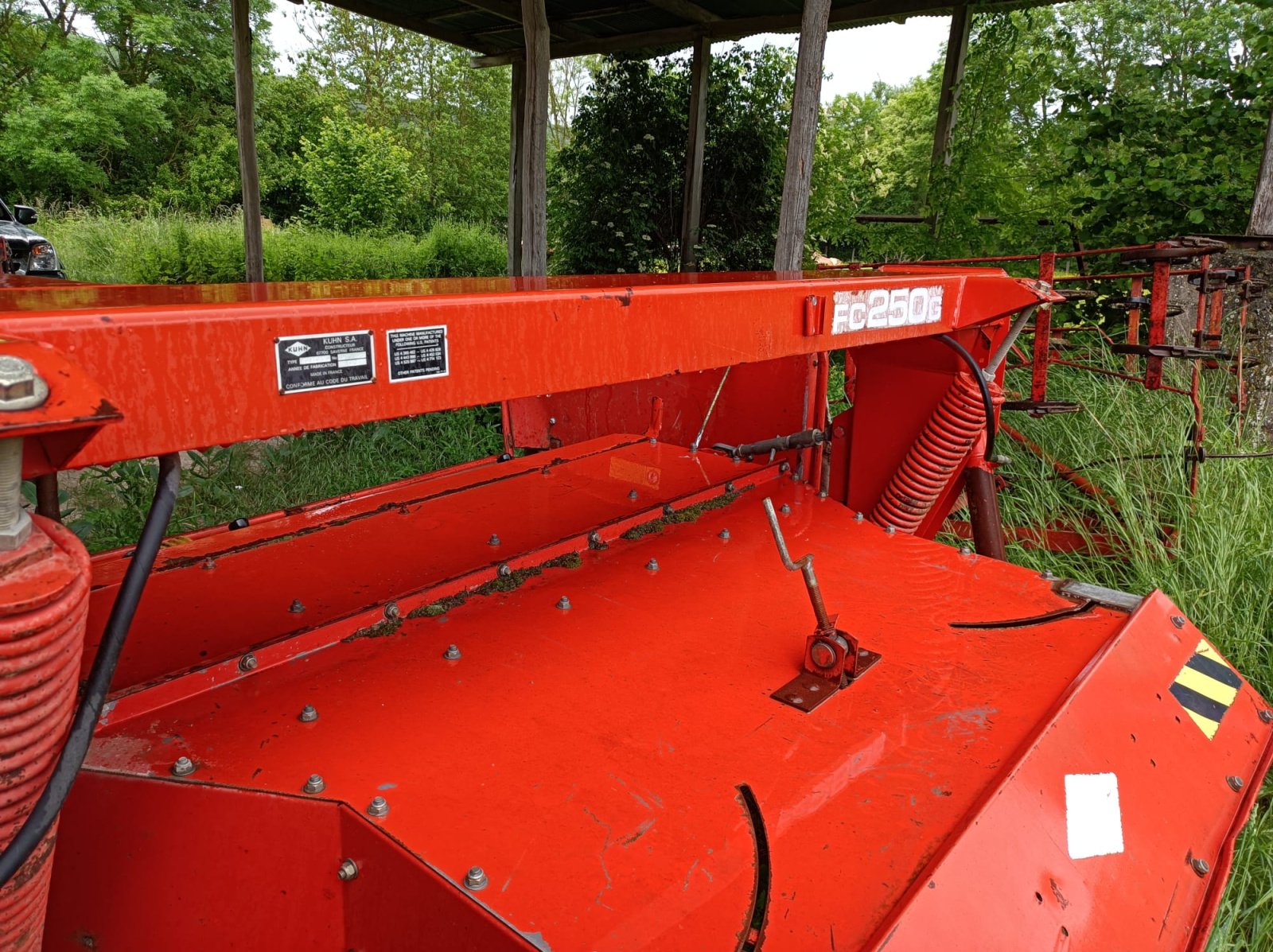 Mähwerk del tipo Kuhn FC 250 G, Gebrauchtmaschine en Lérouville (Imagen 2)