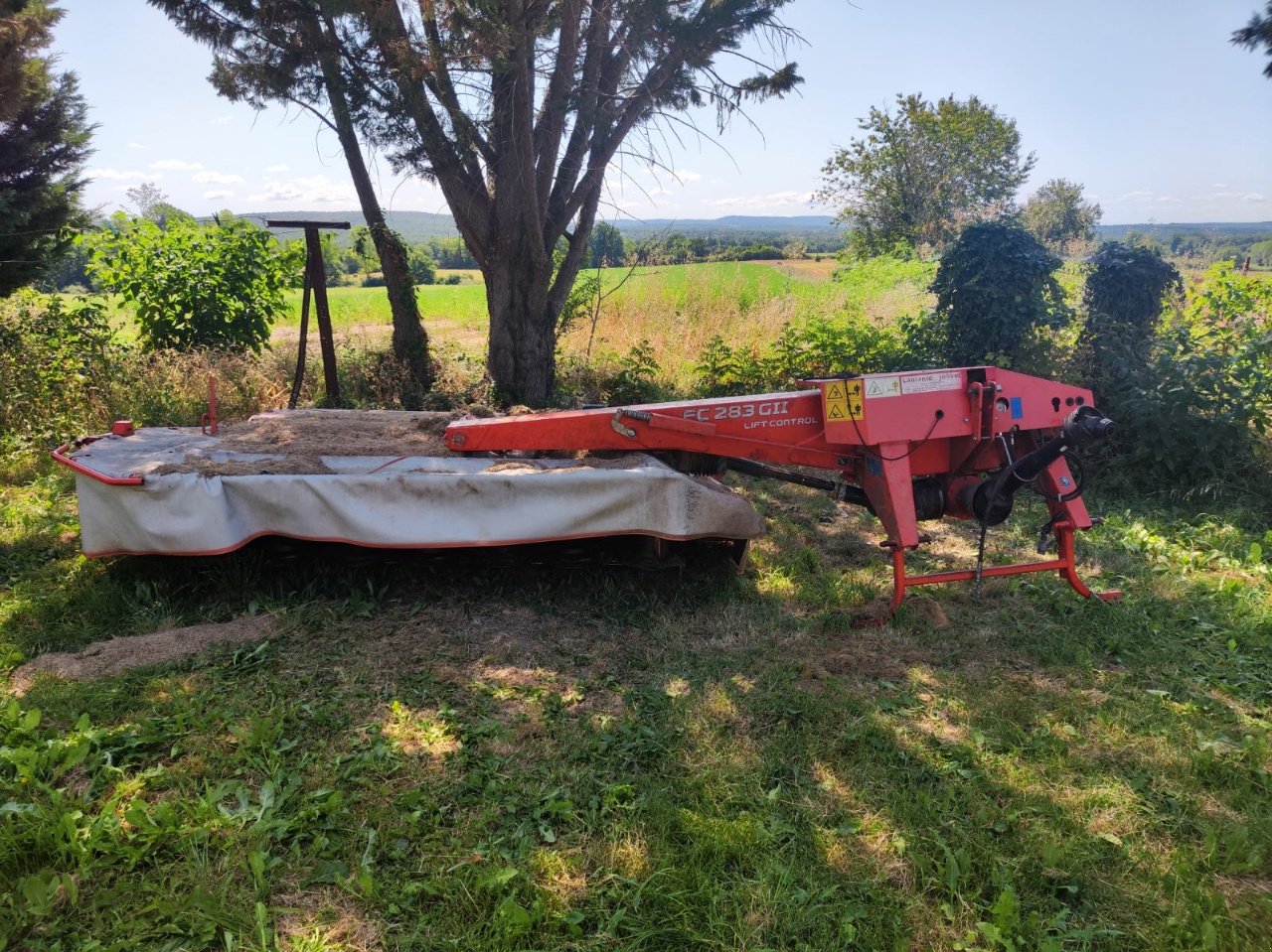 Mähwerk typu Kuhn FC 283 GII, Gebrauchtmaschine v MORLHON LE HAUT (Obrázek 1)