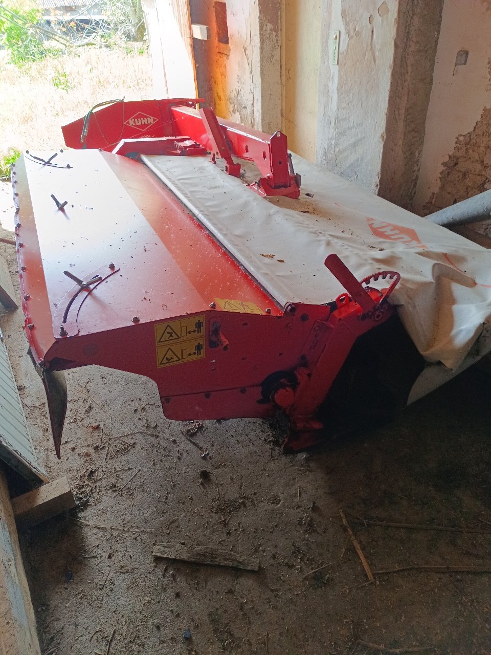 Mähwerk tipa Kuhn FC 283, Gebrauchtmaschine u MANDRES-SUR-VAIR (Slika 3)