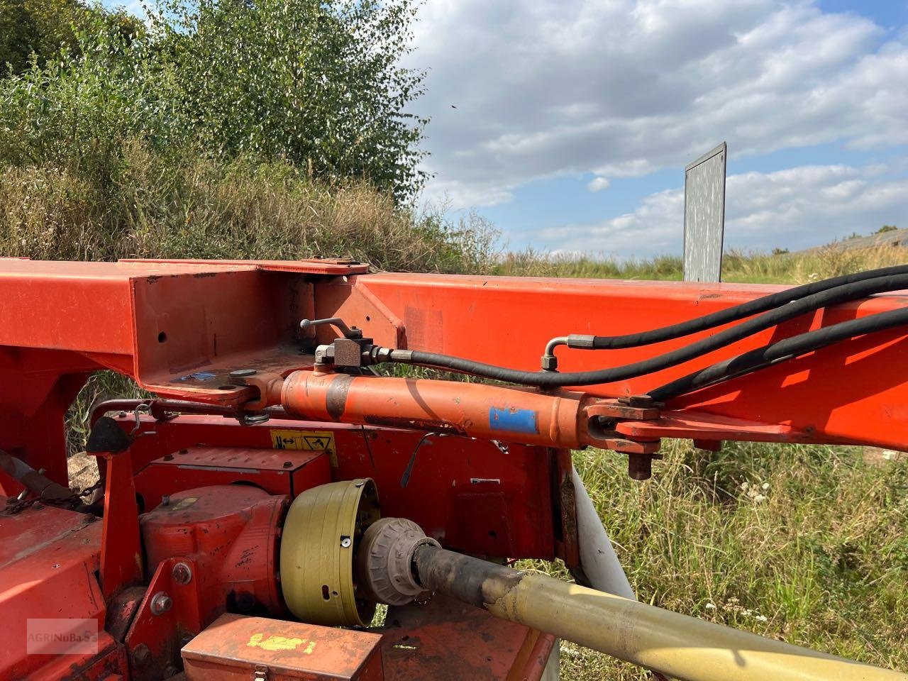 Mähwerk van het type Kuhn FC 300 GT, Gebrauchtmaschine in Prenzlau (Foto 11)