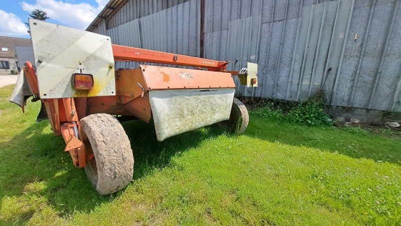 Mähwerk typu Kuhn FC 302G, Gebrauchtmaschine v PITHIVIERS Cedex (Obrázek 4)