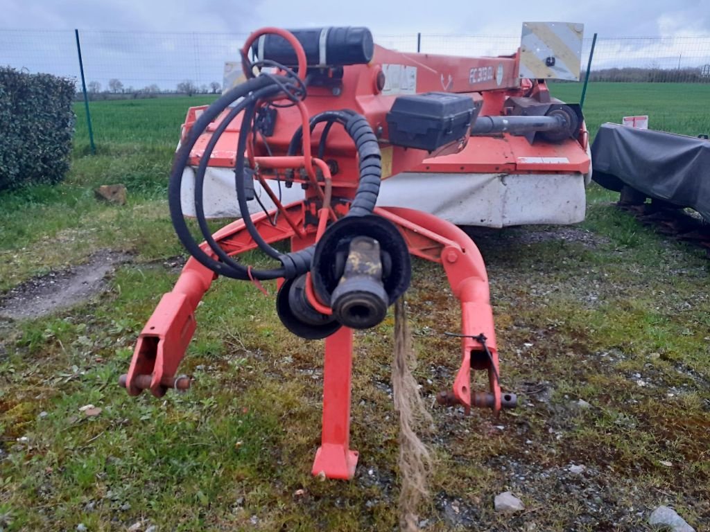 Mähwerk tip Kuhn FC 303 GL, Gebrauchtmaschine in BAZOGES EN PAREDS (Poză 3)