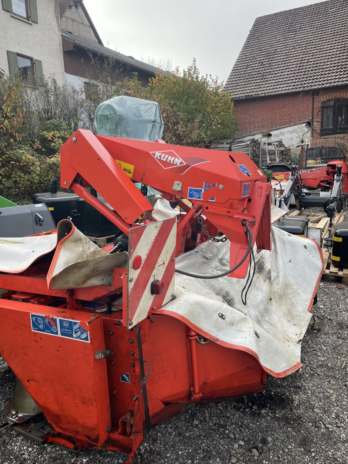 Mähwerk van het type Kuhn FC 313 F-FF Lift Control, Gebrauchtmaschine in Ochsenhausen (Foto 8)