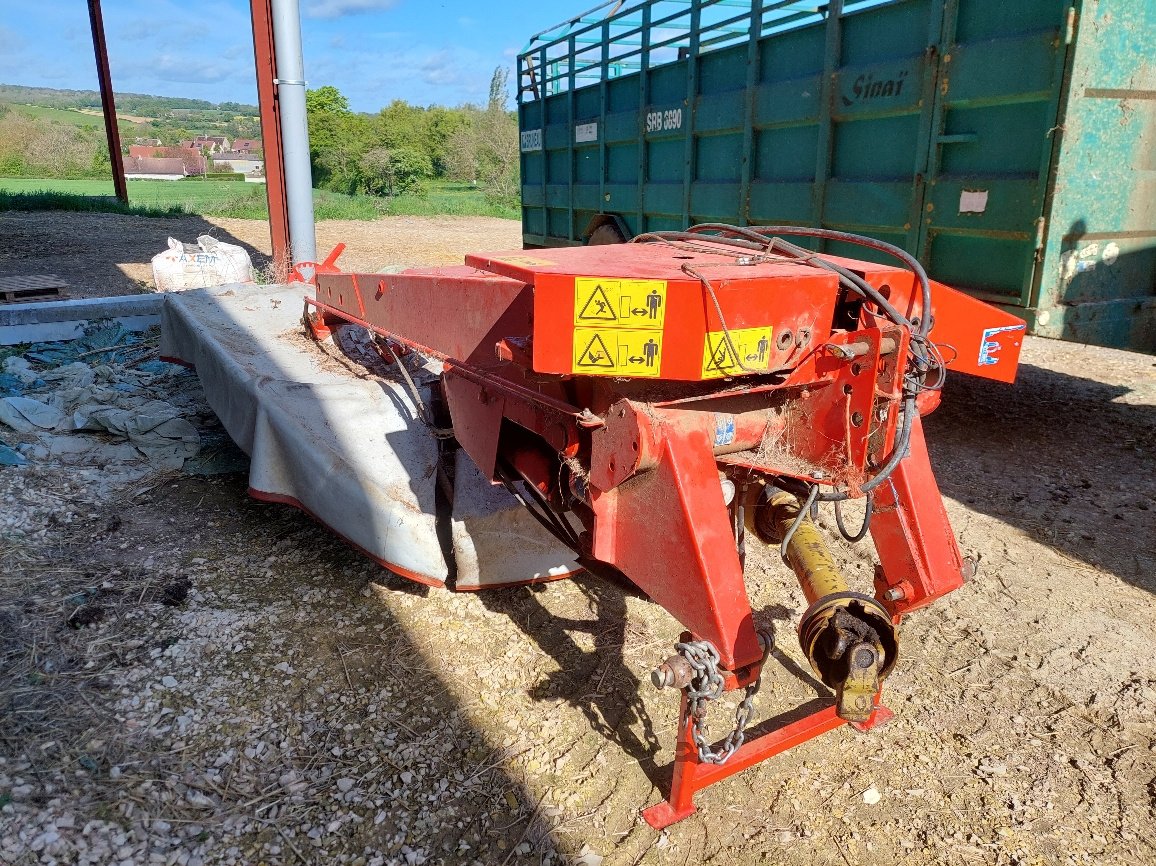 Mähwerk tip Kuhn FC 313, Gebrauchtmaschine in SAINT LOUP (Poză 10)