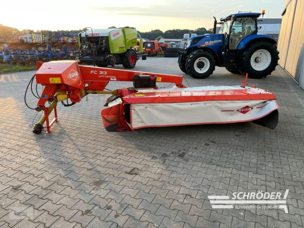 Mähwerk van het type Kuhn FC 313, Gebrauchtmaschine in Wildeshausen (Foto 4)