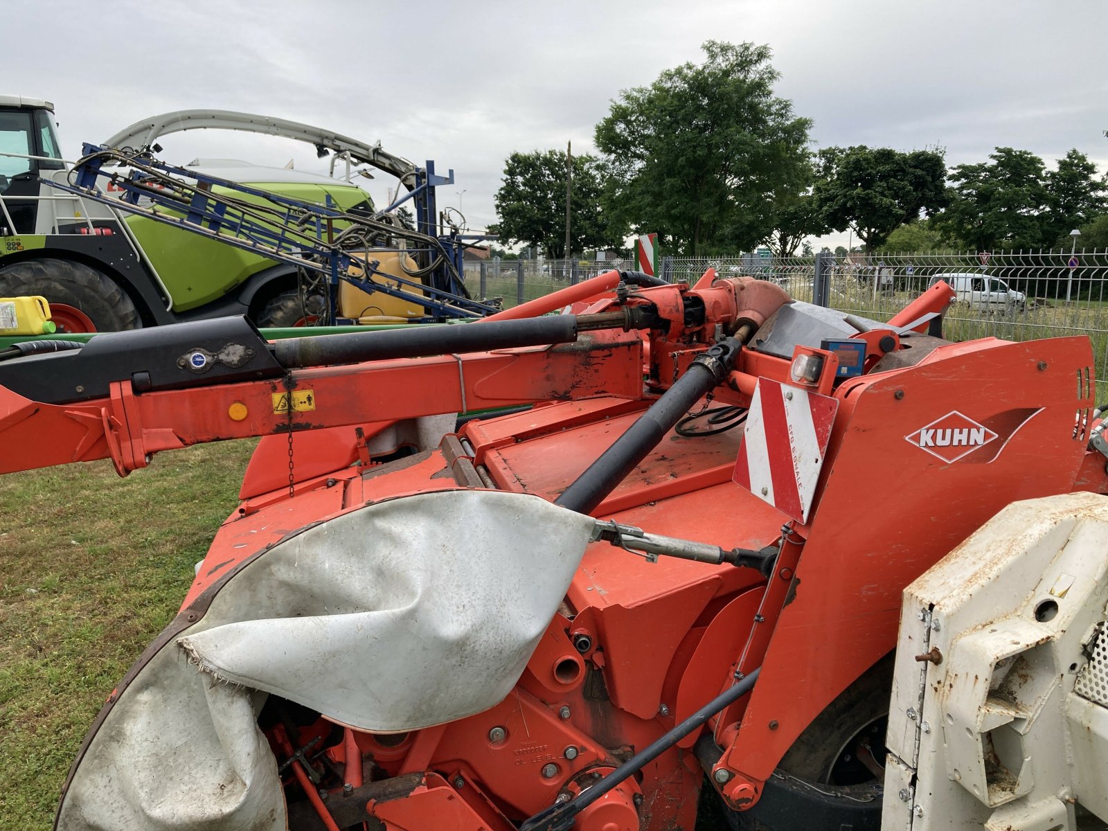 Mähwerk от тип Kuhn FC 3160 TCD, Gebrauchtmaschine в ST CLEMENT DE LA PLACE (Снимка 2)