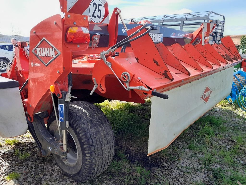 Mähwerk typu Kuhn FC 3561 TCD, Gebrauchtmaschine w BAZOGES EN PAREDS (Zdjęcie 3)