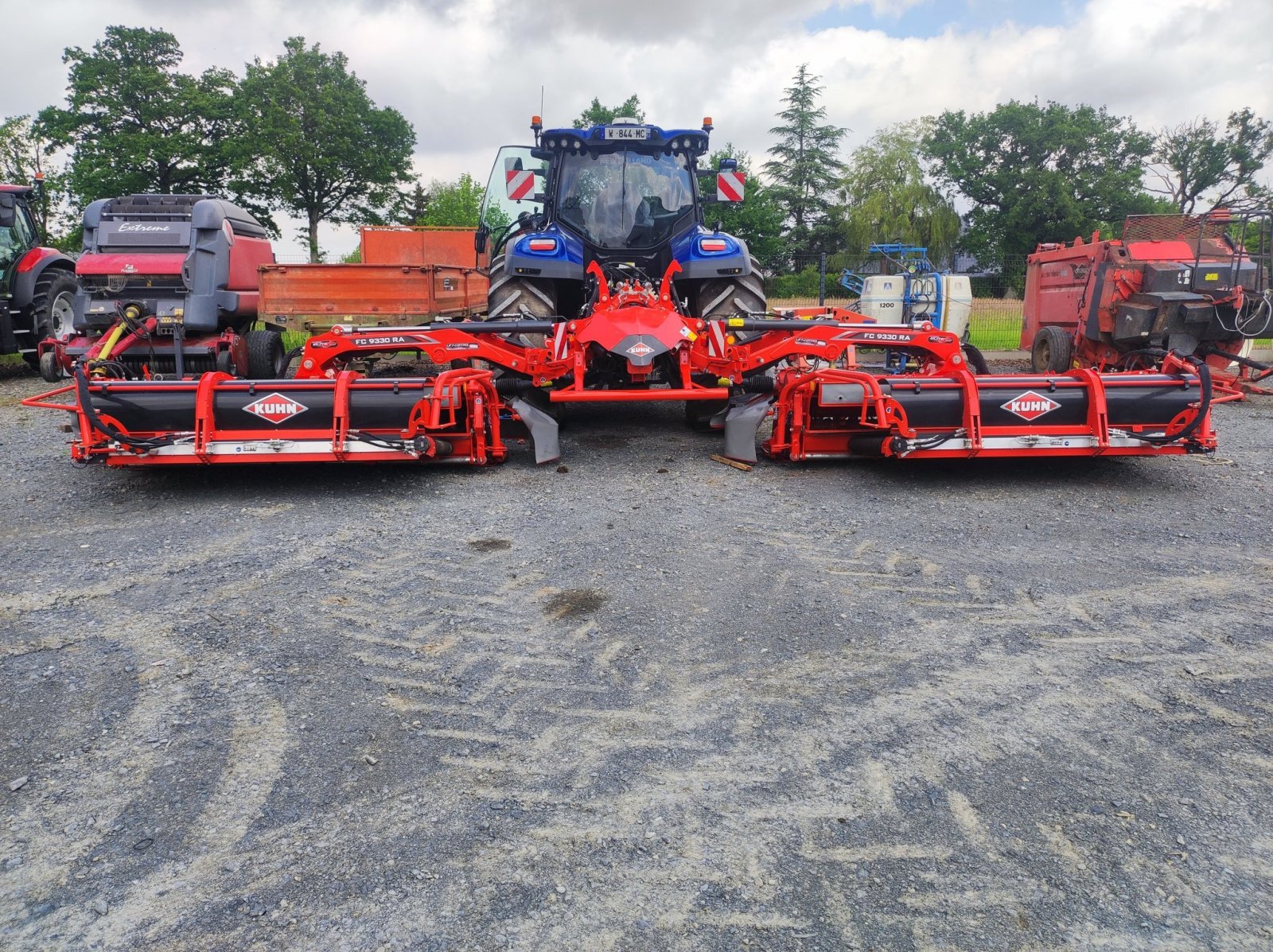 Mähwerk van het type Kuhn FC 9330RA, Gebrauchtmaschine in Aron (Foto 7)